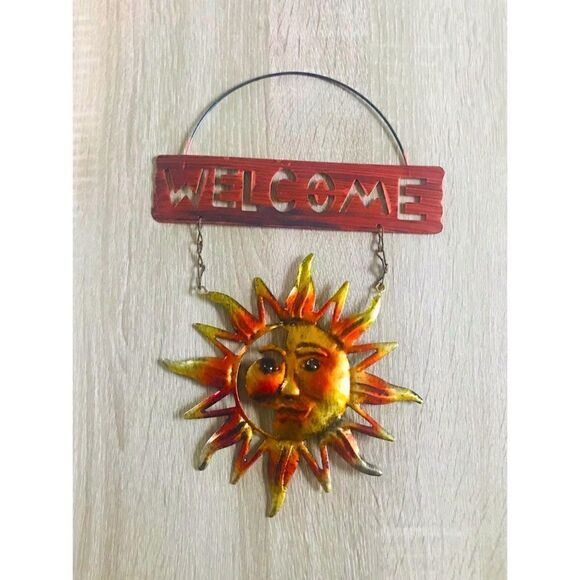 Preowned … Unique Sun “Welcome” Sign - Picture 1 of 2